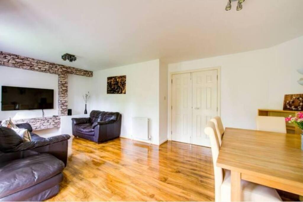 Lovely 2 Bdr In Dalry / Near Haymarket * Edinburgh